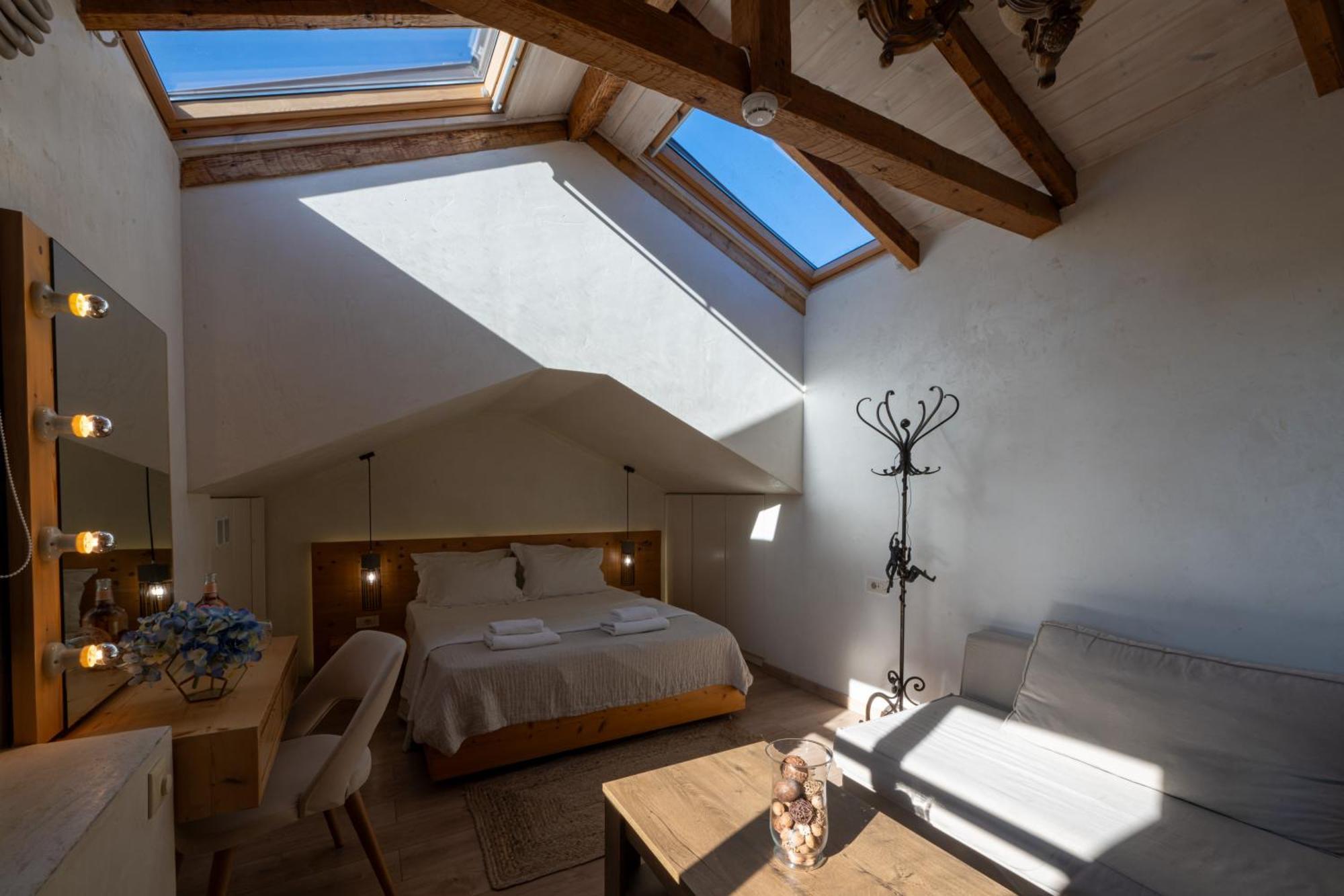 Panellinion Luxury Rooms Kalamata Exterior foto