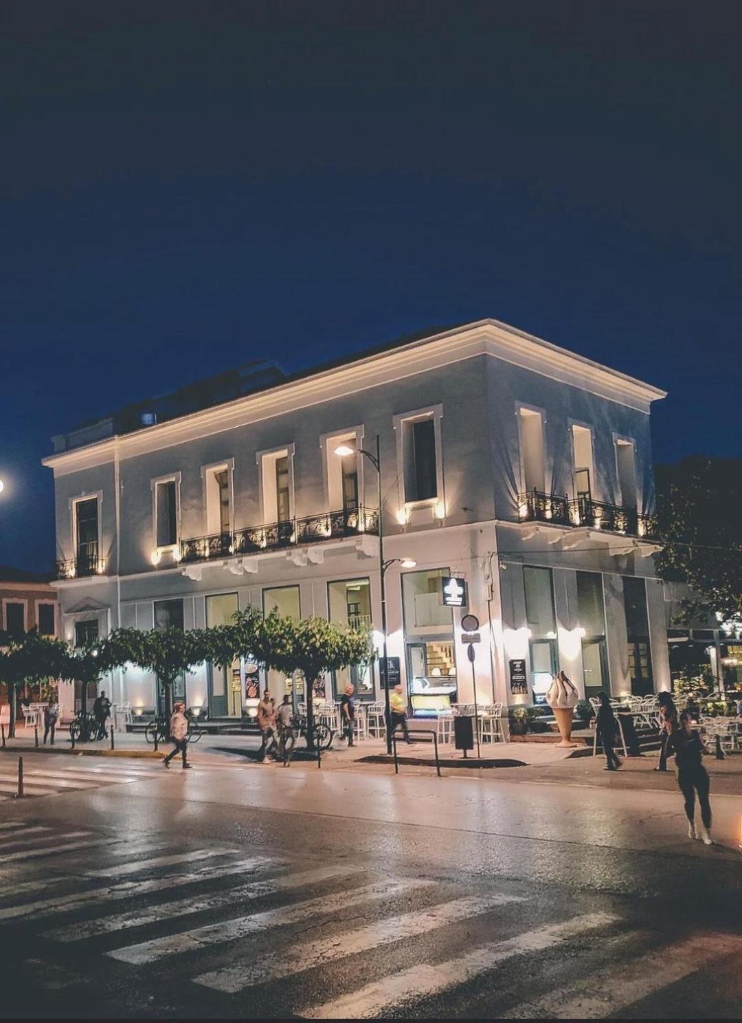 Panellinion Luxury Rooms Kalamata Exterior foto